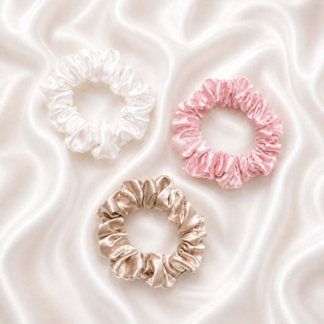 Medium Scrunchie LUNA aus 100% Maulbeerseide